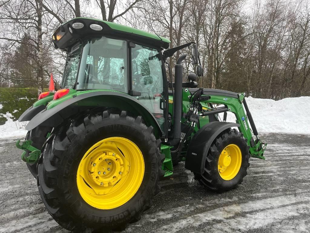 John Deere 5125R Tractoren