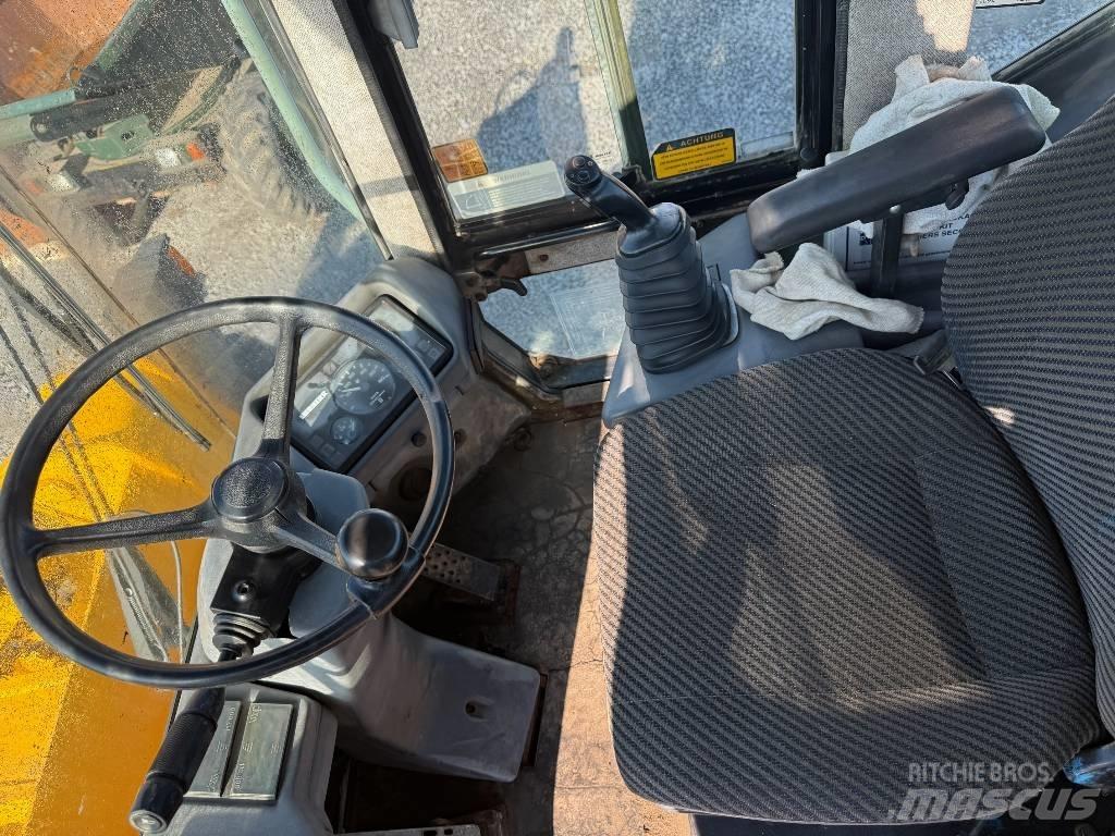 Liebherr L 522 Wielladers