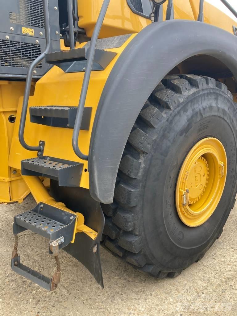 Bell B45E 6x6 Knik dumptrucks