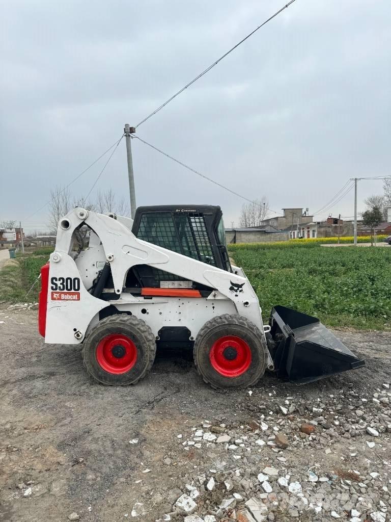 Bobcat S 300 Schrankladers