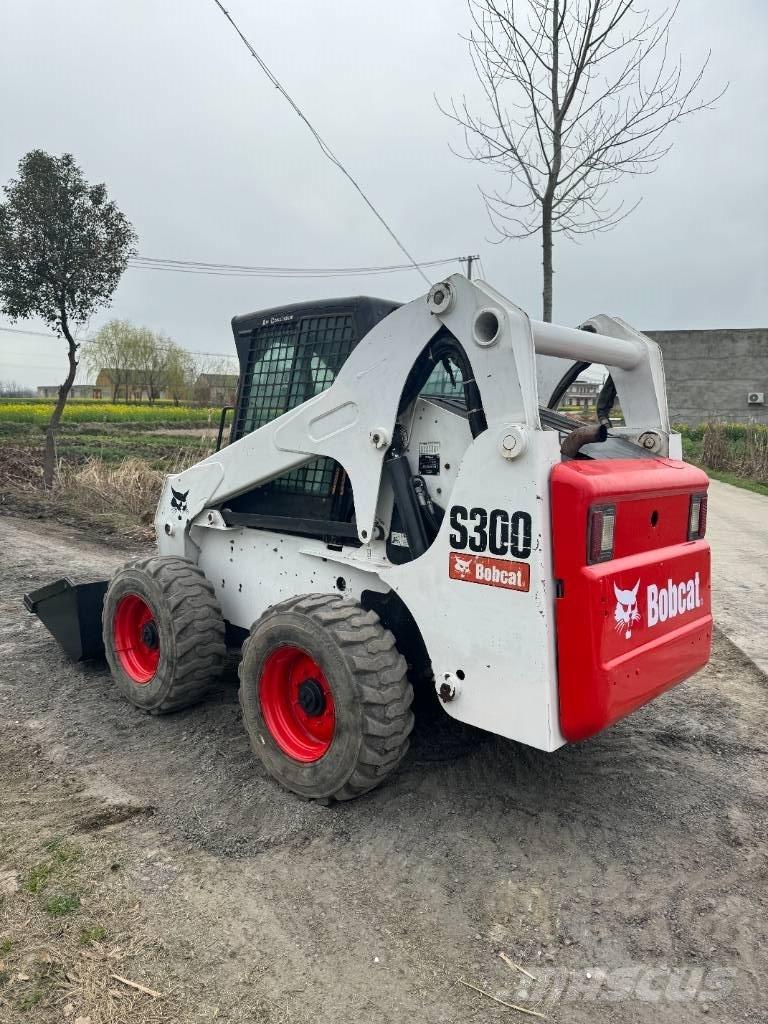 Bobcat S 300 Schrankladers