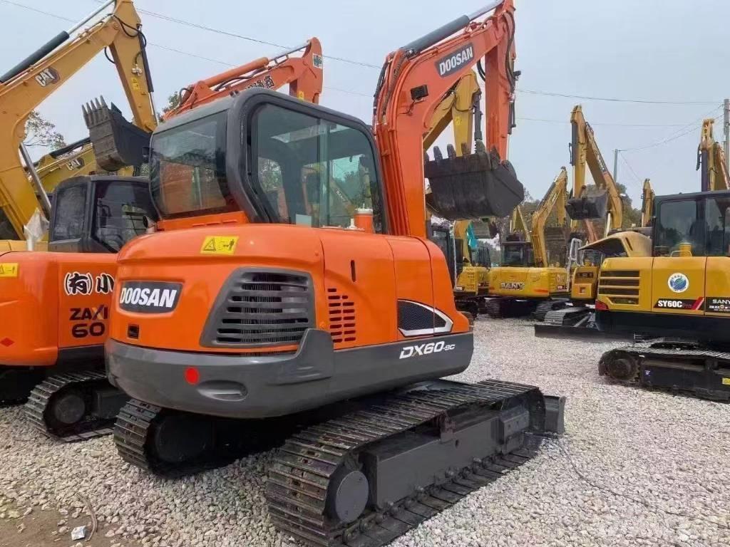 Doosan DX 60 Rupsgraafmachines
