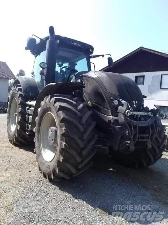 Valtra S 374 Tractoren