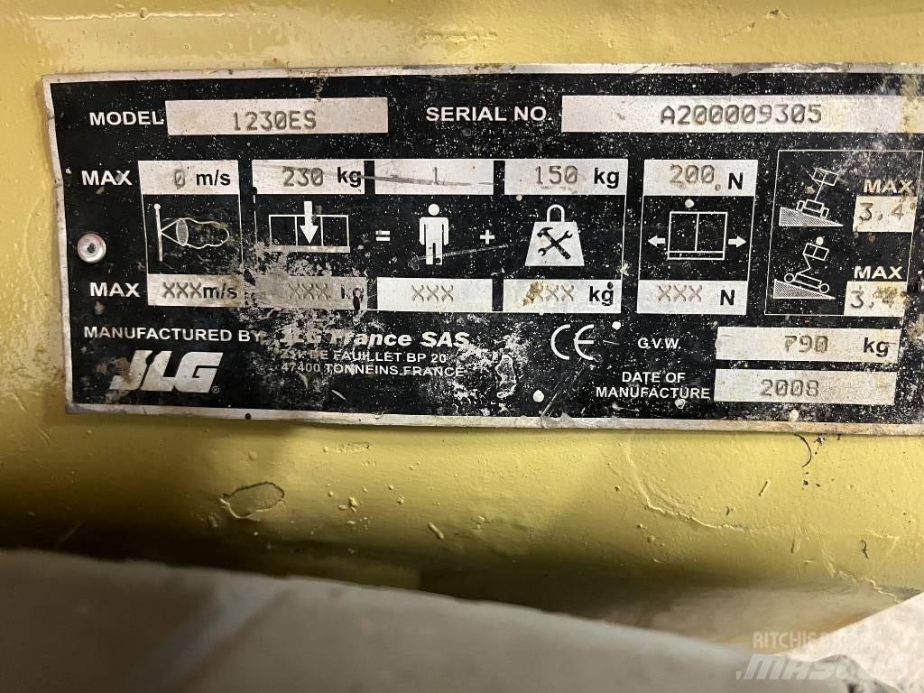 JLG 1230 ES Schaarhoogwerkers