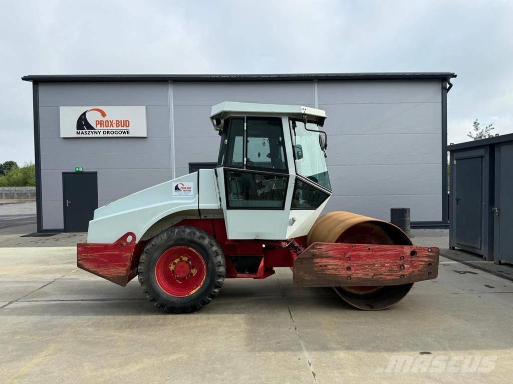 Dynapac CA 152 D Trilrolwalsen