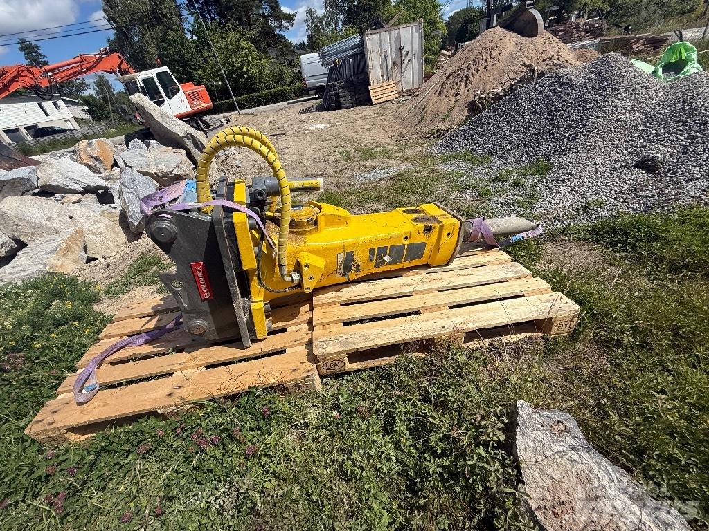 Epiroc SB 1102 Hamers en brekers