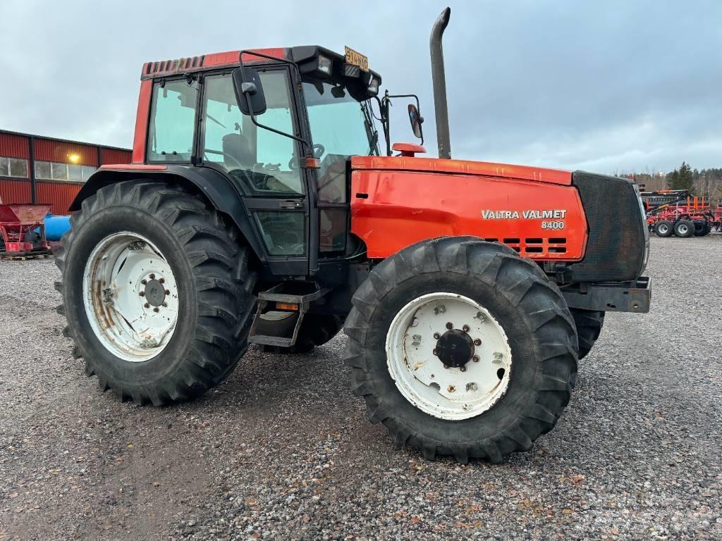Valtra Valmet 8400 Tractoren