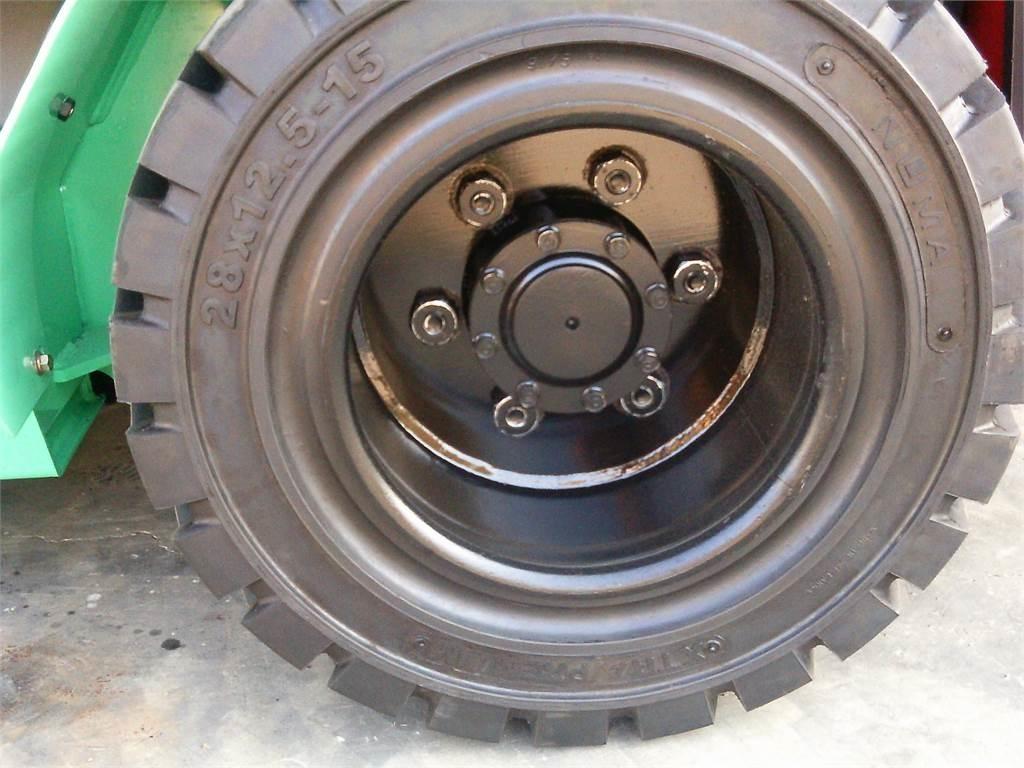 Mitsubishi FD30NTD Diesel heftrucks
