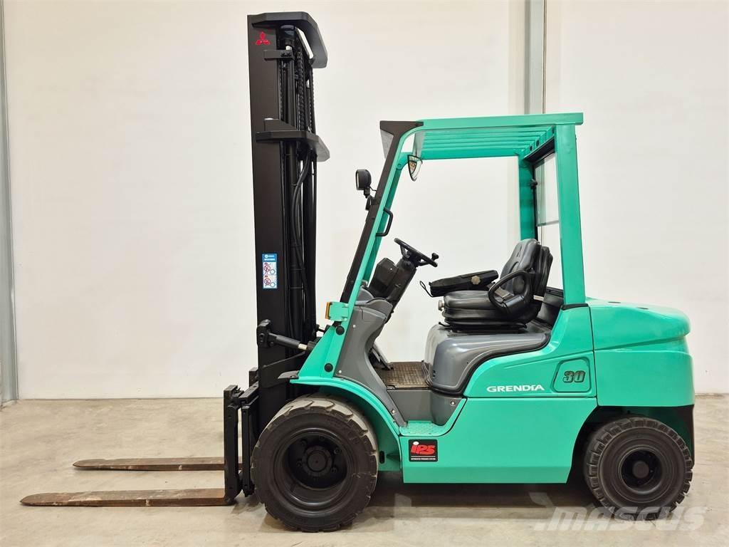 Mitsubishi FD30NTD Diesel heftrucks