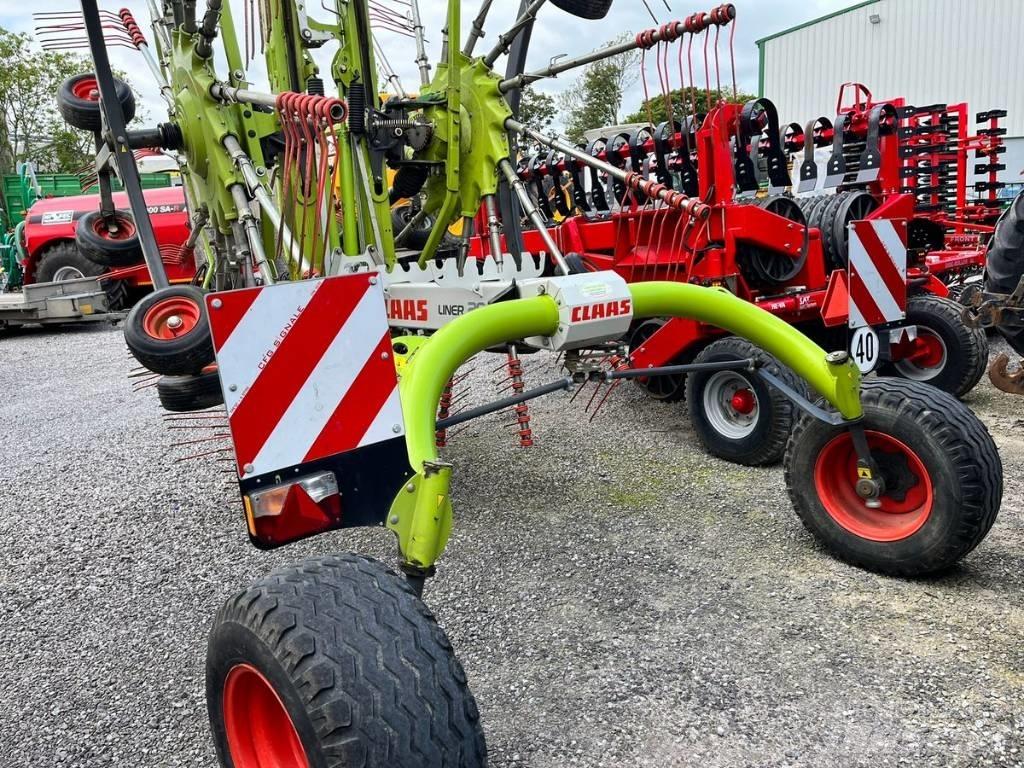 CLAAS Liner 2900 Schudders