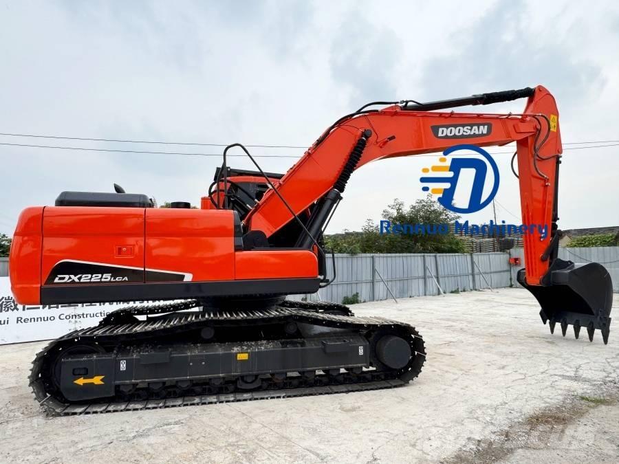 Doosan DX 225 LCA Rupsgraafmachines