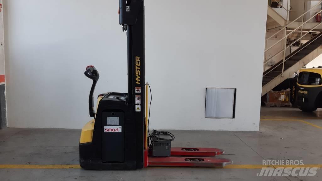 Hyster S1.6 Stapelaar meeloop
