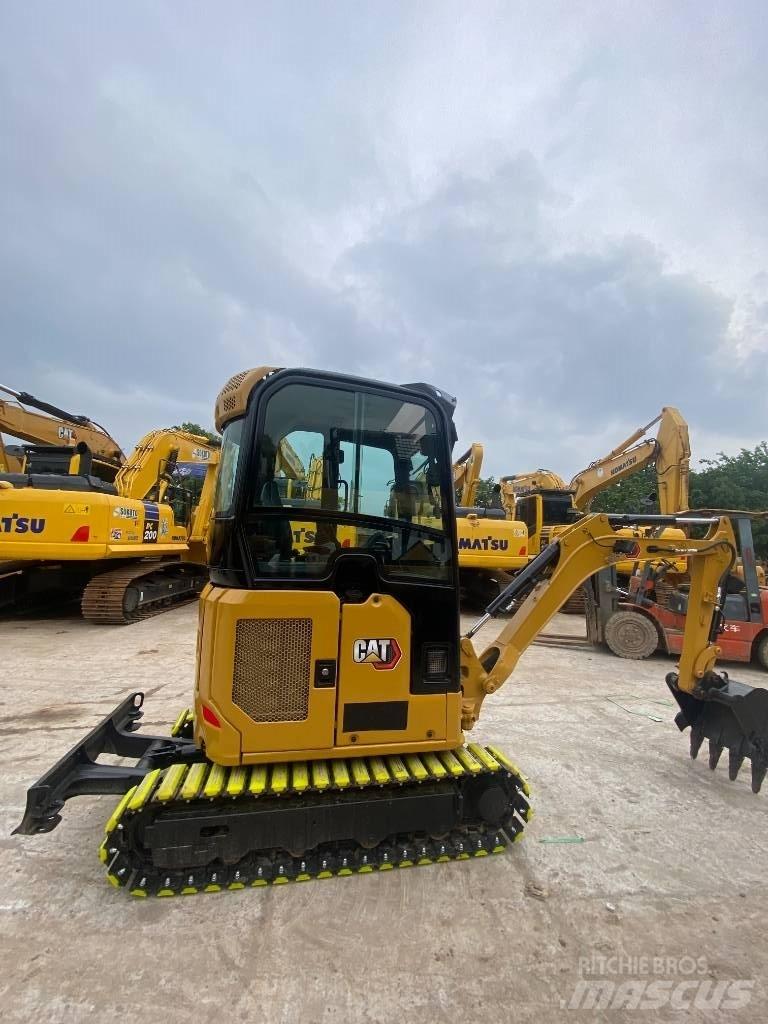 CAT 302 Minigraafmachines < 7t