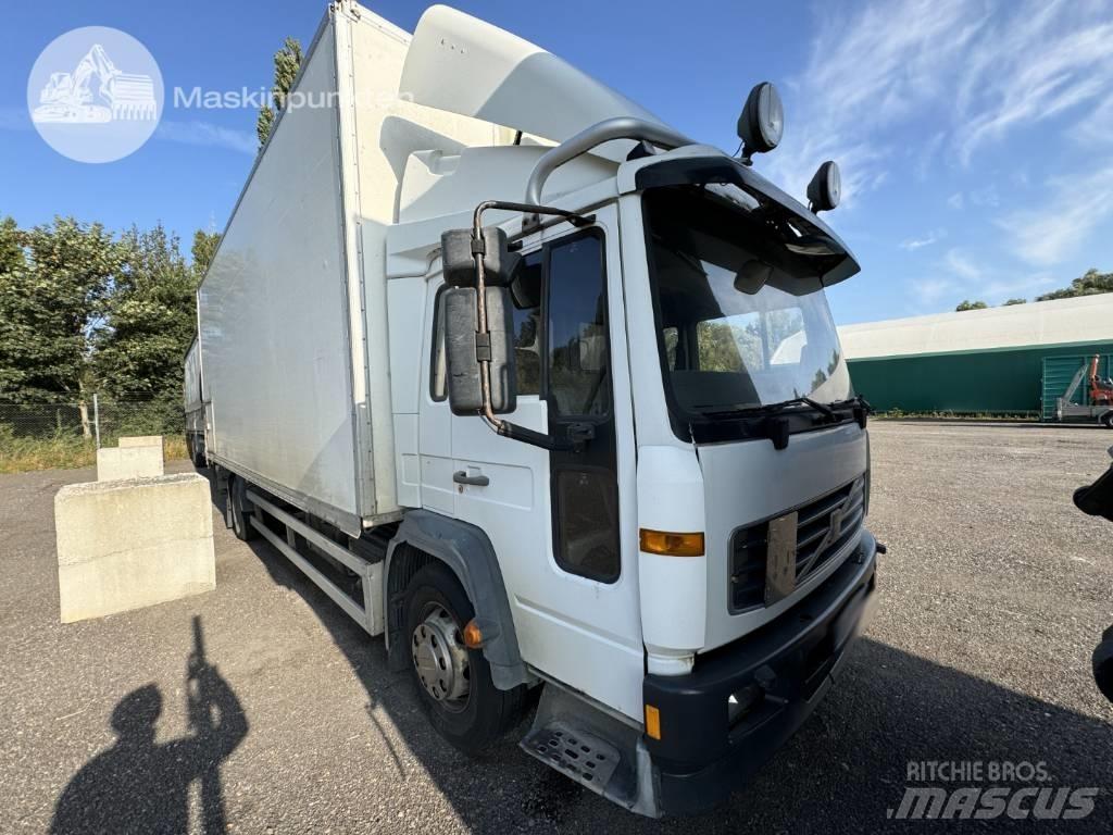 Volvo FL6 220 Bakwagens met gesloten opbouw