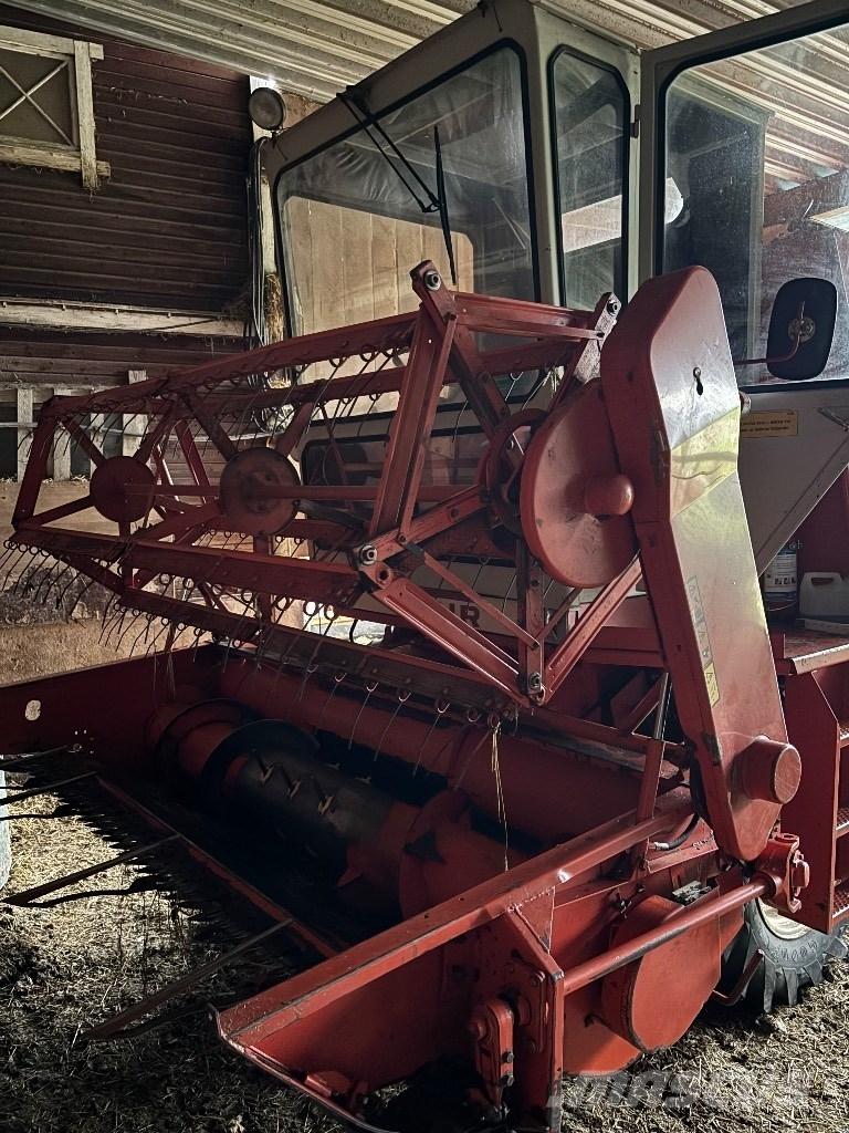 Deutz M750 Maaidorsmachines
