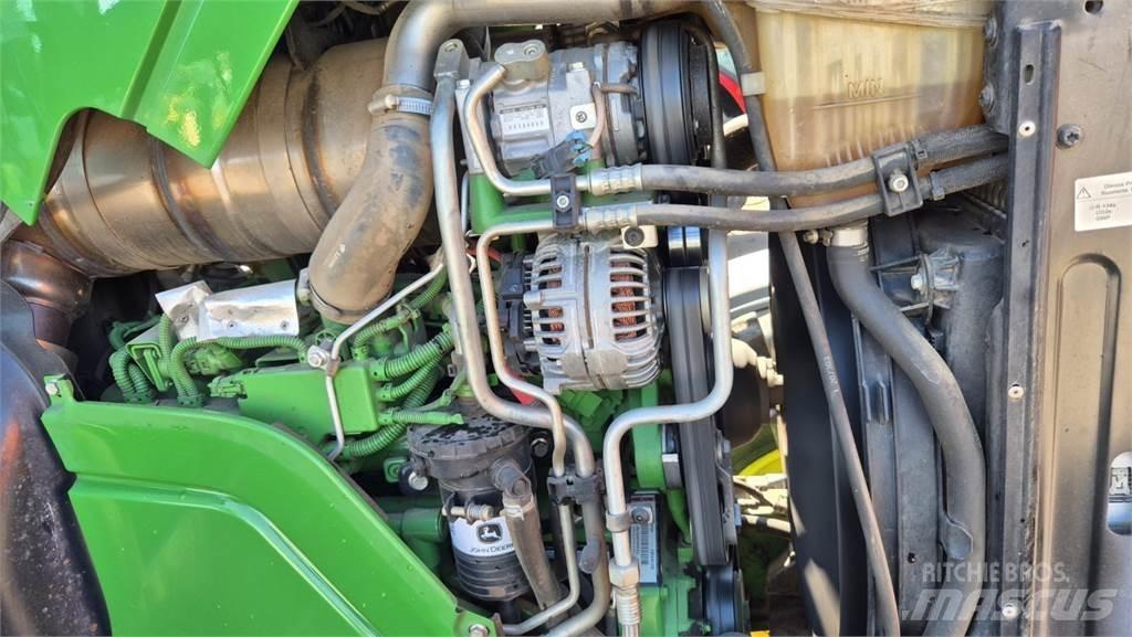 John Deere 6120 M Tractoren