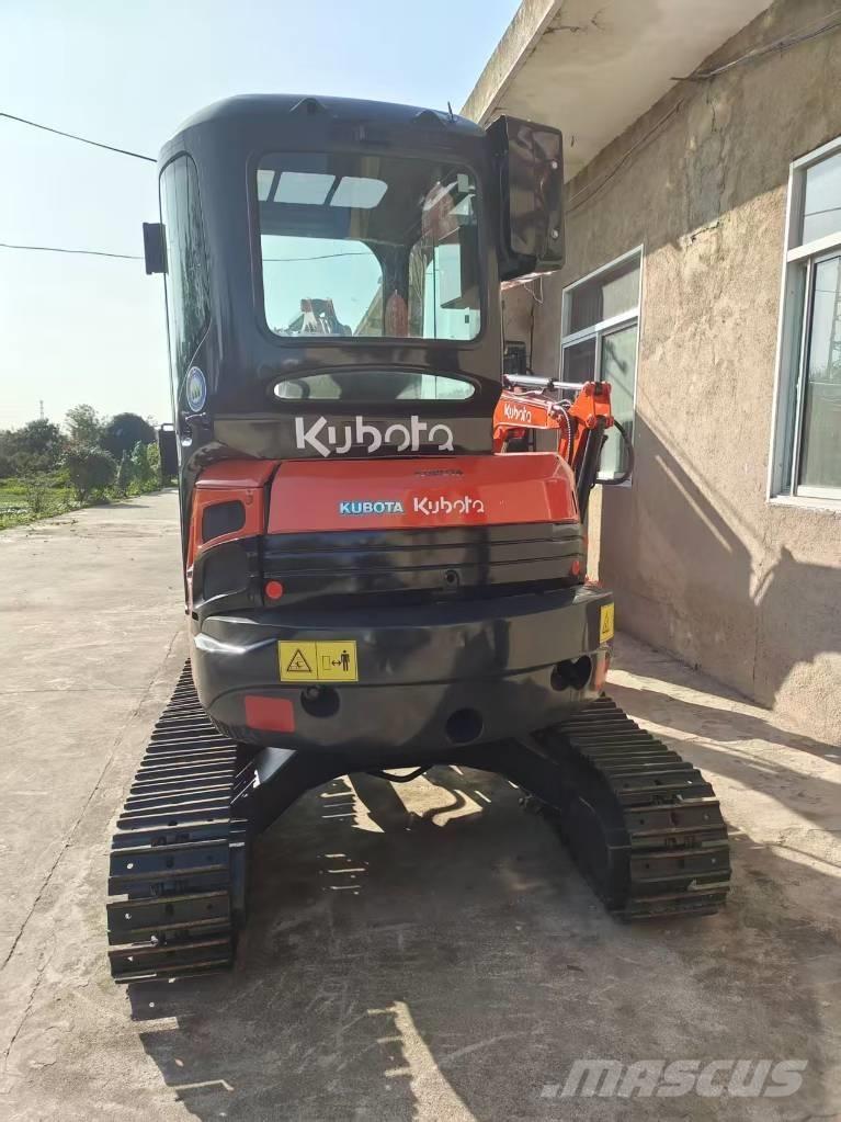 Kubota U35 Minigraafmachines < 7t