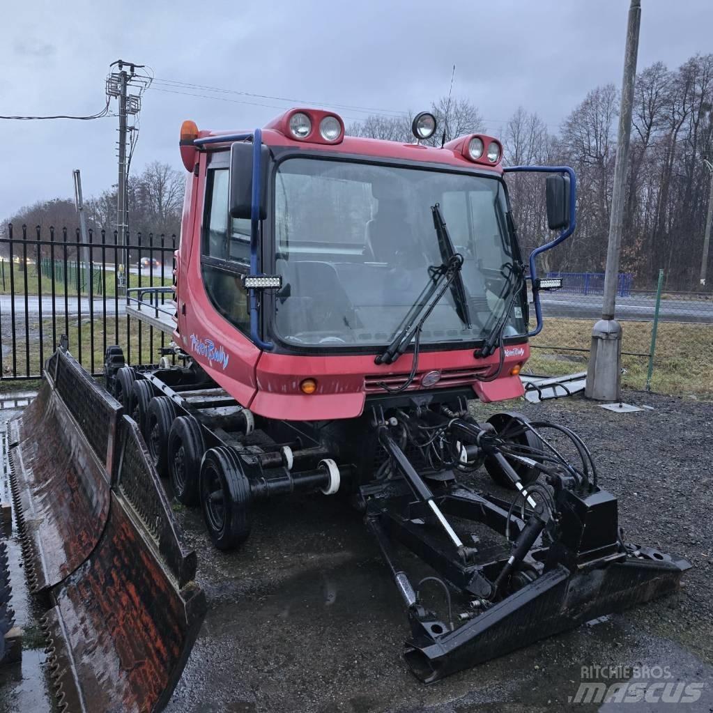 Kässbohrer PB 300 Sneeuwruimers en -schuivers