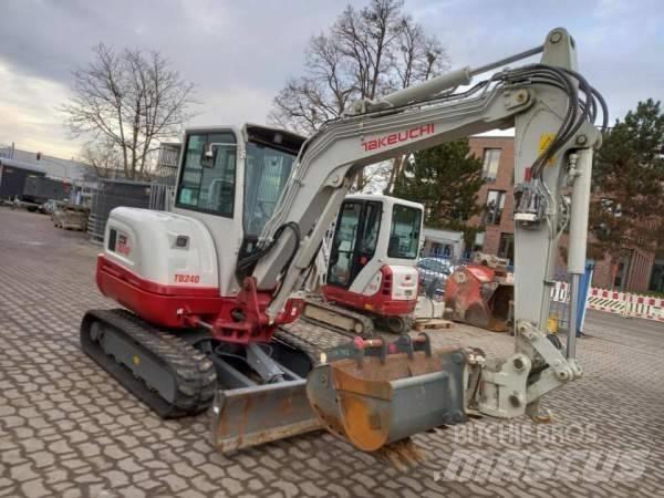 Takeuchi TB 240 DPF Minigraafmachines < 7t