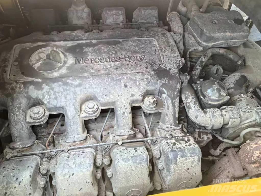 XCMG XCT240 Kranen voor alle terreinen