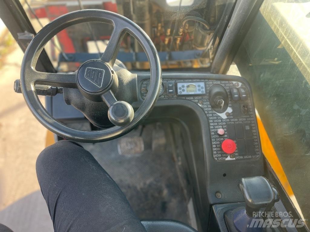 JCB TLT 35 D / 4x4 Verreikers