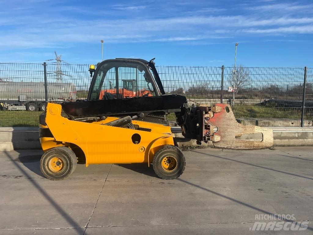 JCB TLT 35 D / 4x4 Verreikers