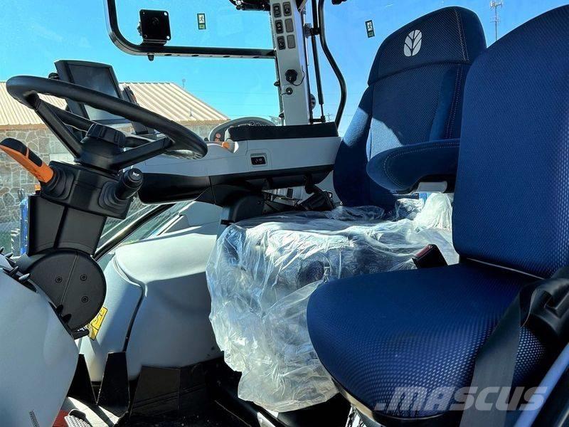 New Holland T 7.210 Tractoren