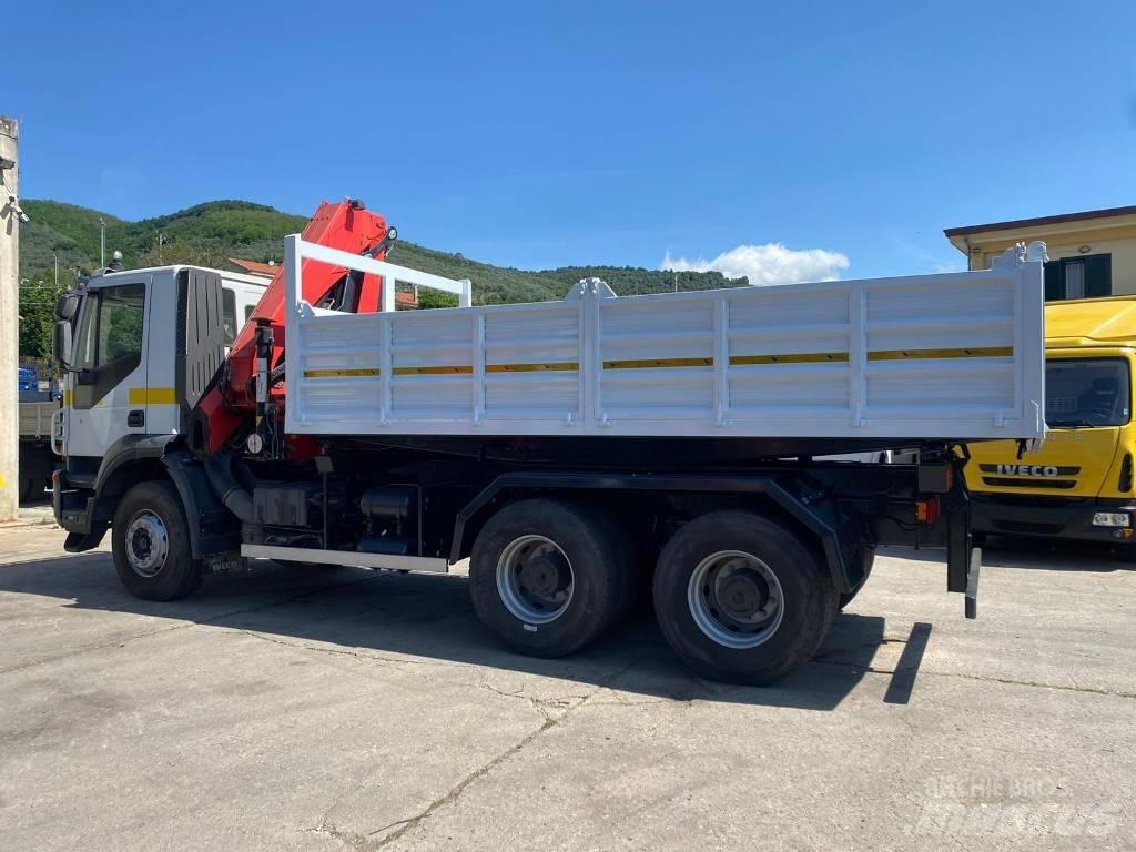 Iveco Trakker 360 Vlakke laadvloer met kraan