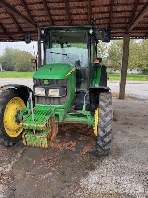 John Deere 5820 Tractoren