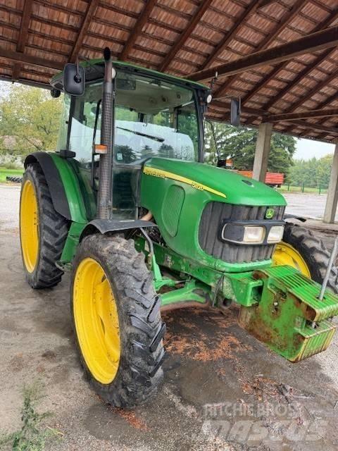 John Deere 5820 Tractoren