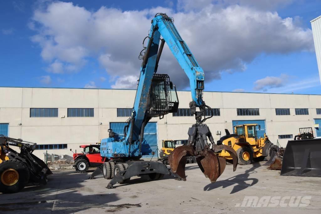 Fuchs MHL 331 E Waste / industry handlers