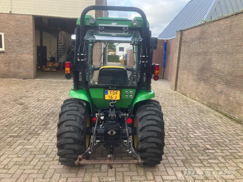 John Deere 3036 E Compacttrekkers