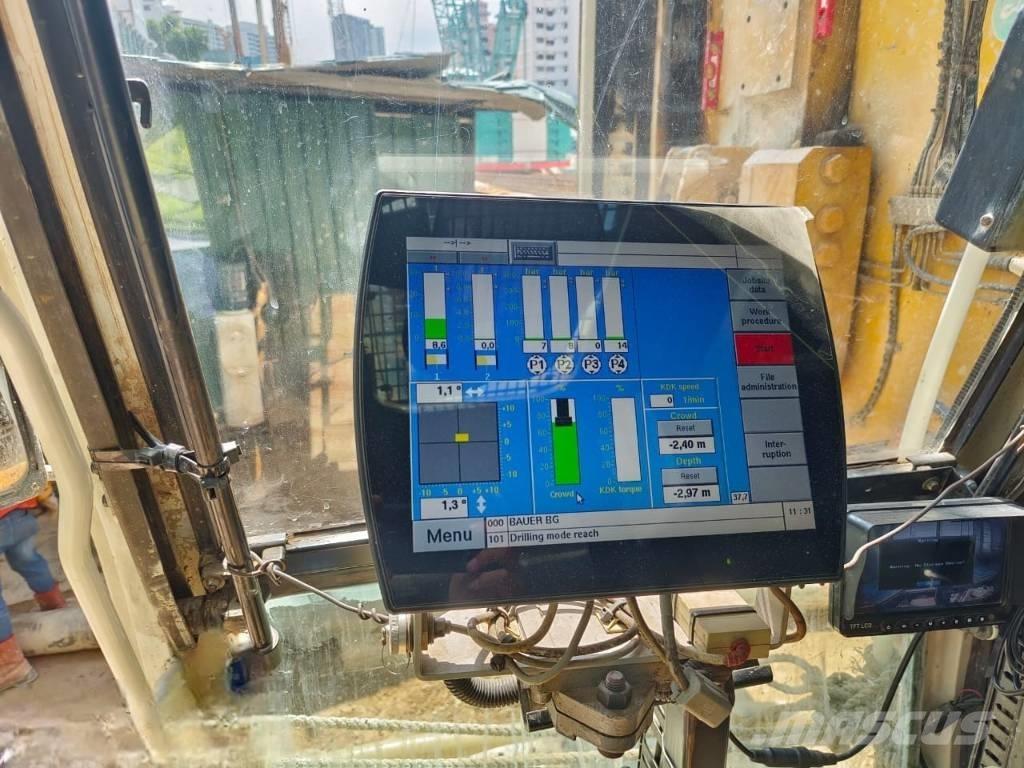 Bauer BG 36 Zware boorinstallaties