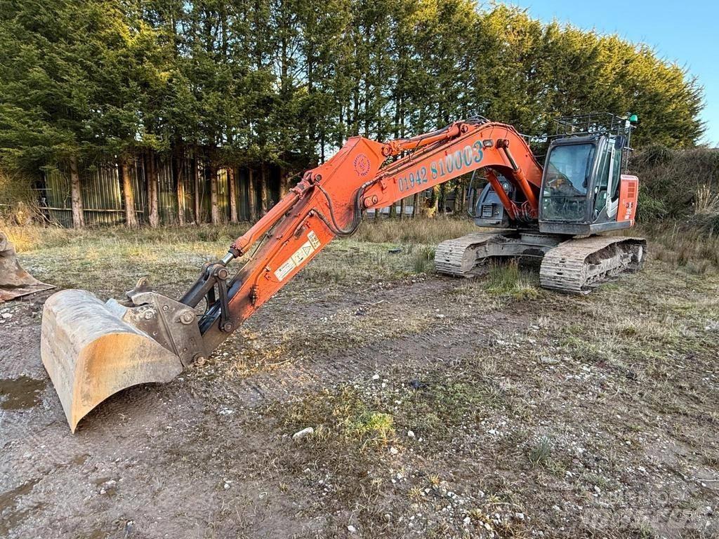Hitachi ZX225USRLC-3 Rupsgraafmachines