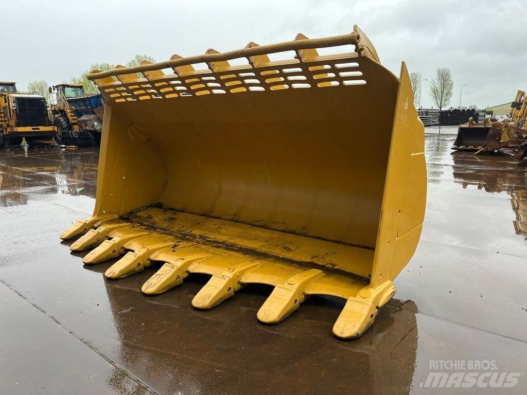 CAT Bucket 990 Bakken