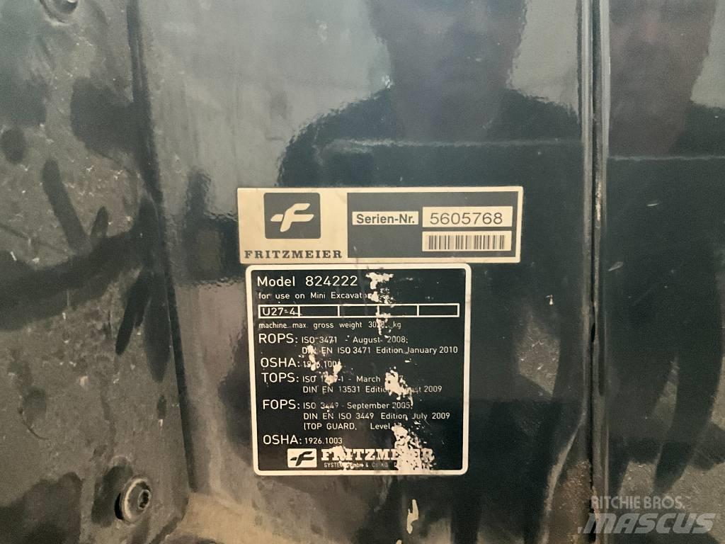 Kubota U 27-4 Cabine en interieur
