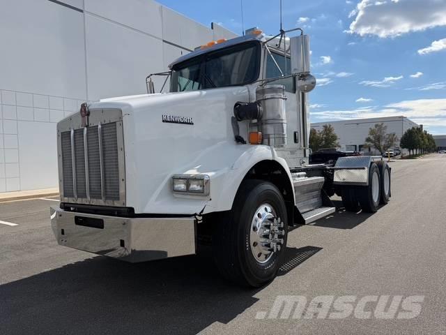 Kenworth T 800 Trekkers