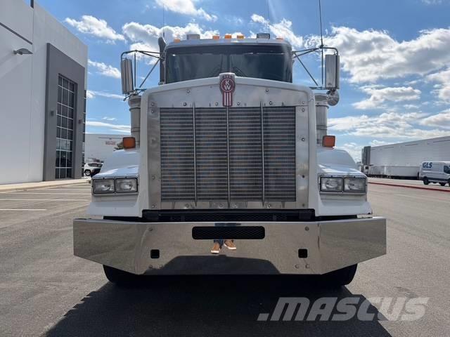 Kenworth T 800 Trekkers