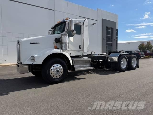 Kenworth T 800 Trekkers