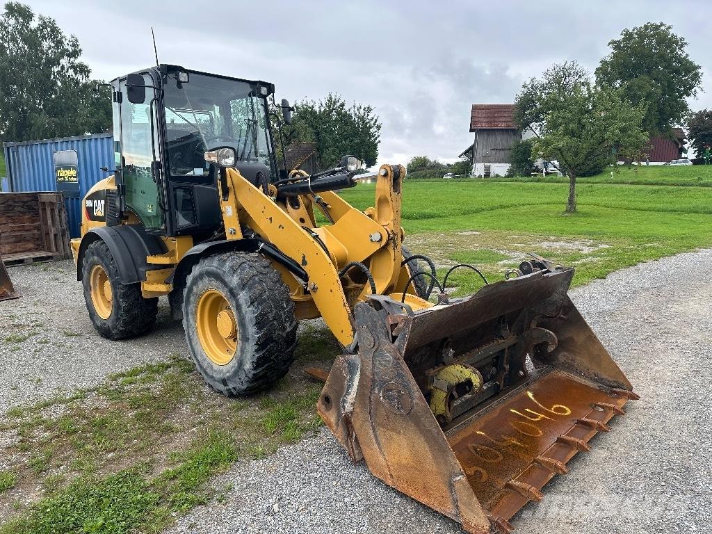 CAT 908M Radlader Wielladers