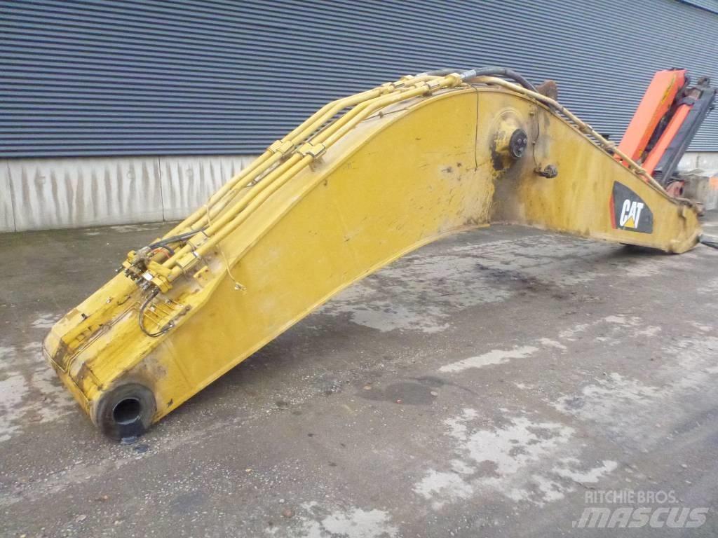 CAT 374 D, 297-7355 Gieken en dippers
