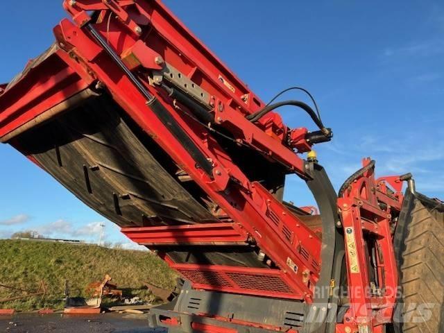 Sandvik QE 441 Mobiele zeefinstallaties