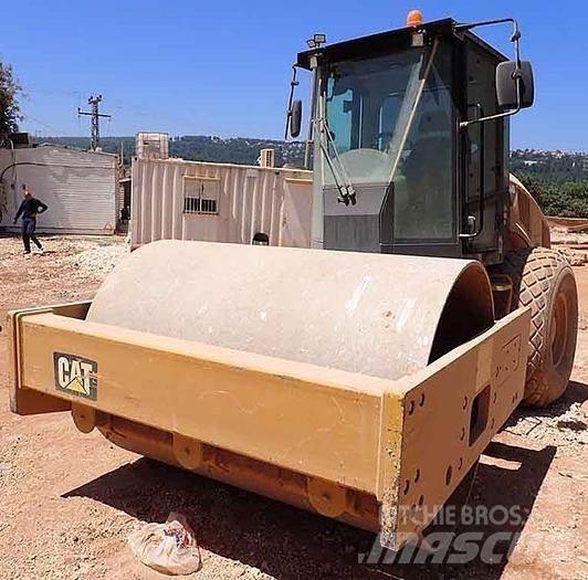 CAT CS64B Trilmachines