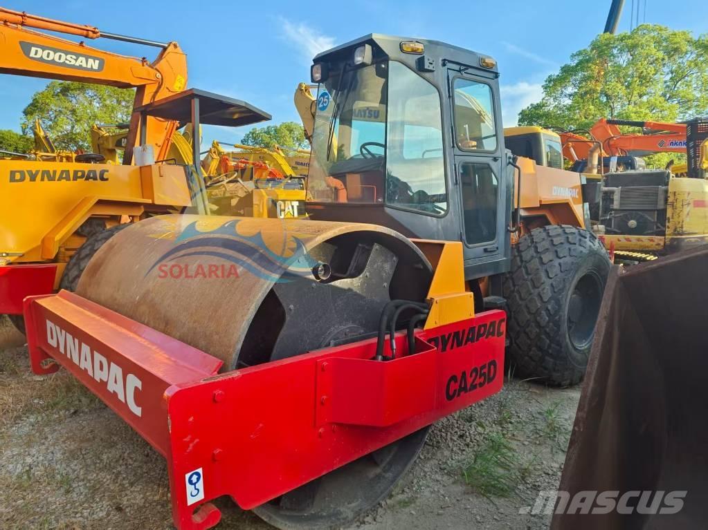 Dynapac CA 25 D Trilrolwalsen