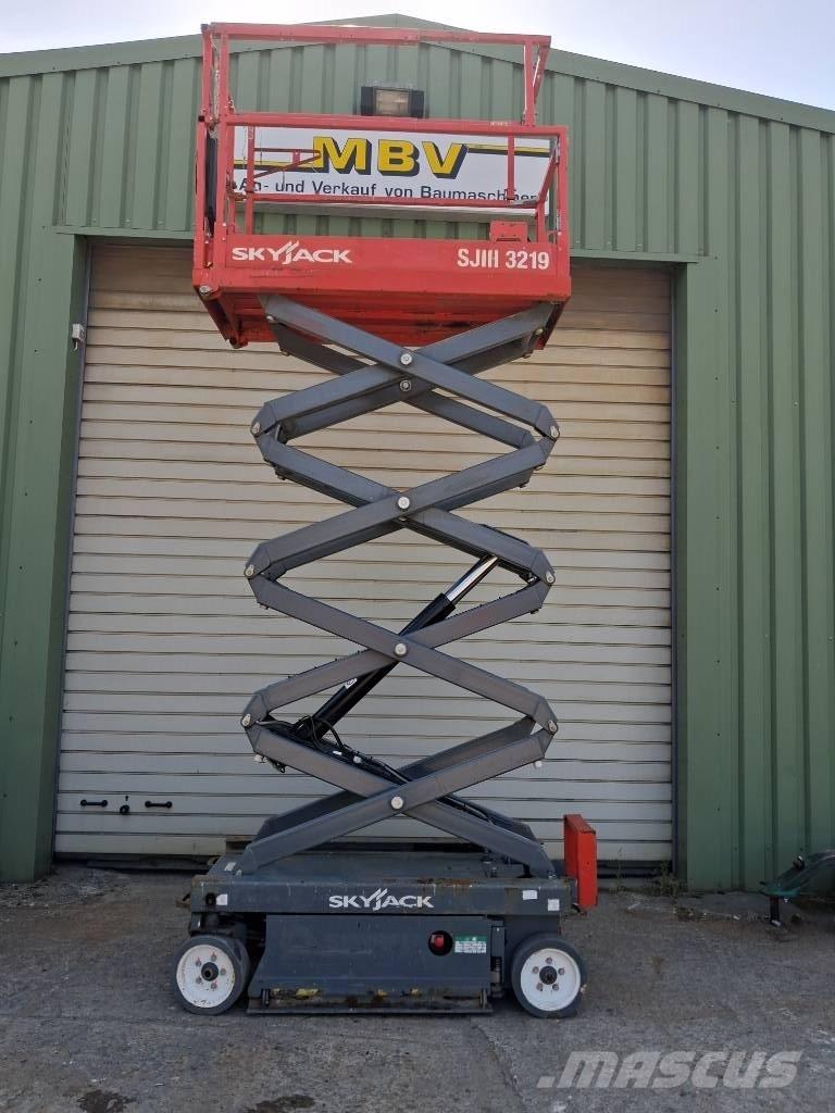 SkyJack SJ III 3219 Schaarhoogwerkers