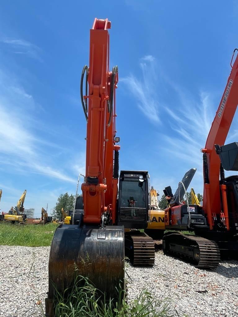 Hitachi ZX 200 Rupsgraafmachines