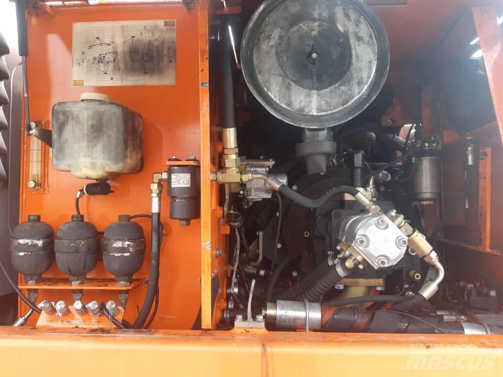 Fiat-Kobelco E175W Wielgraafmachines