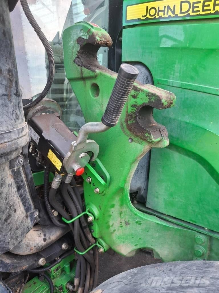 John Deere 6100M Tractoren