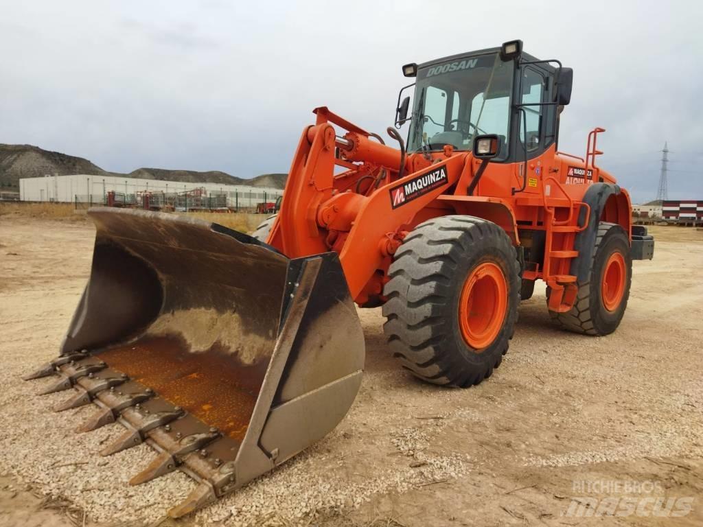 Doosan DL 300 Wielladers