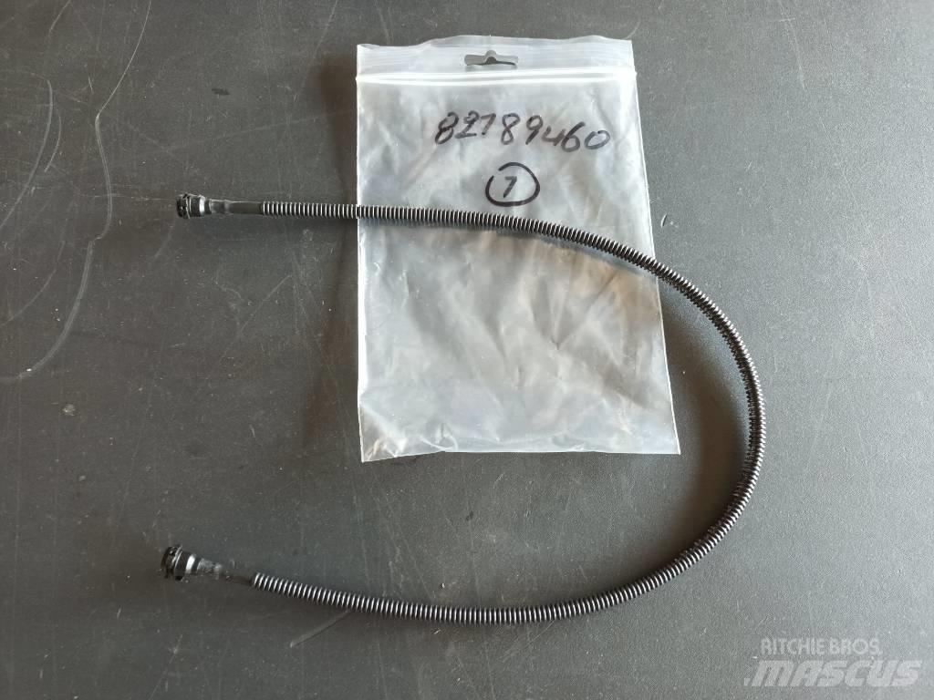 Volvo HOSE 82189460 Transport - Anderen